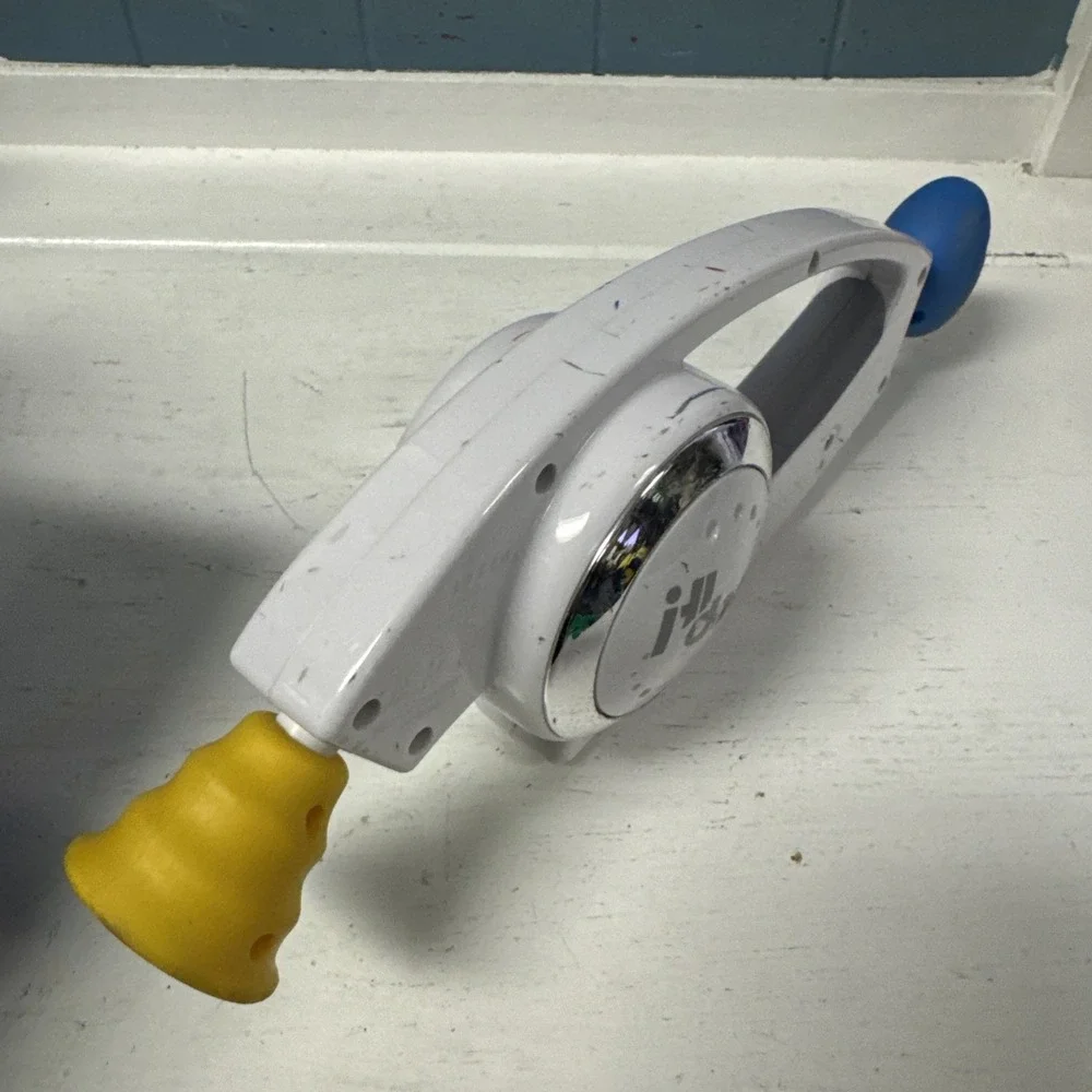 BOP IT! Talking Handheld Electronic Reflex Game‎ White 2008 Hasbro *read